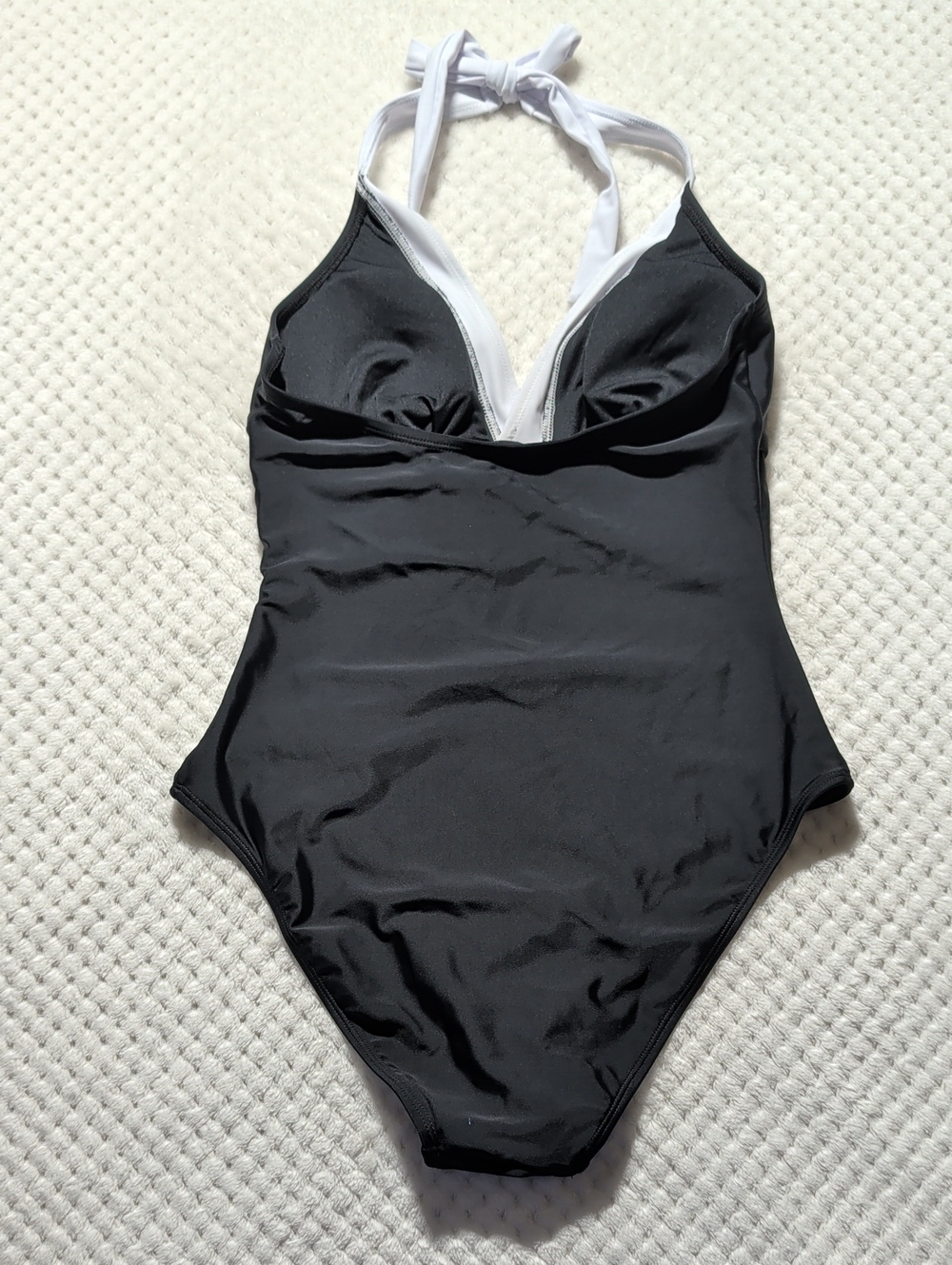 Cupshe Sensorial Spring Halter Tummy Control One Piece Swimsuit - Picture 6 of 11